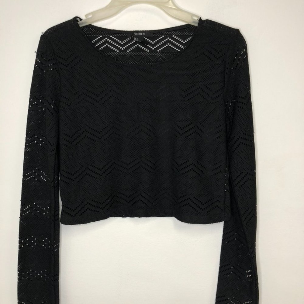 Forever 21 laced crop top